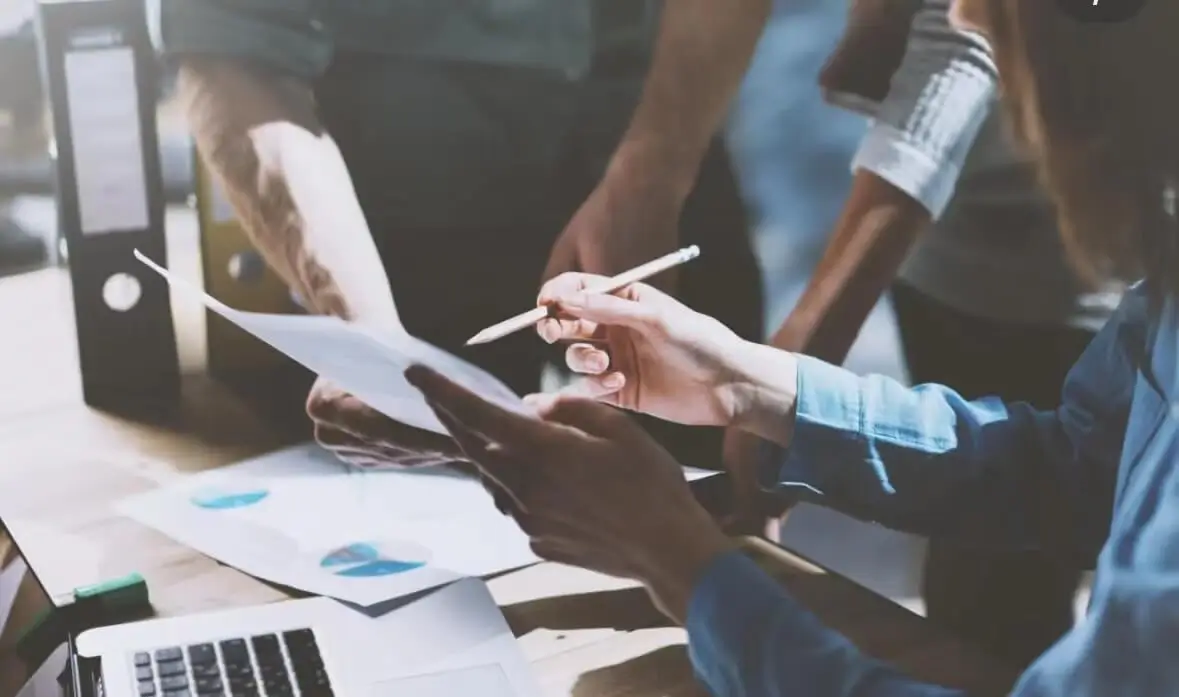 聊天垫底什么含义啊